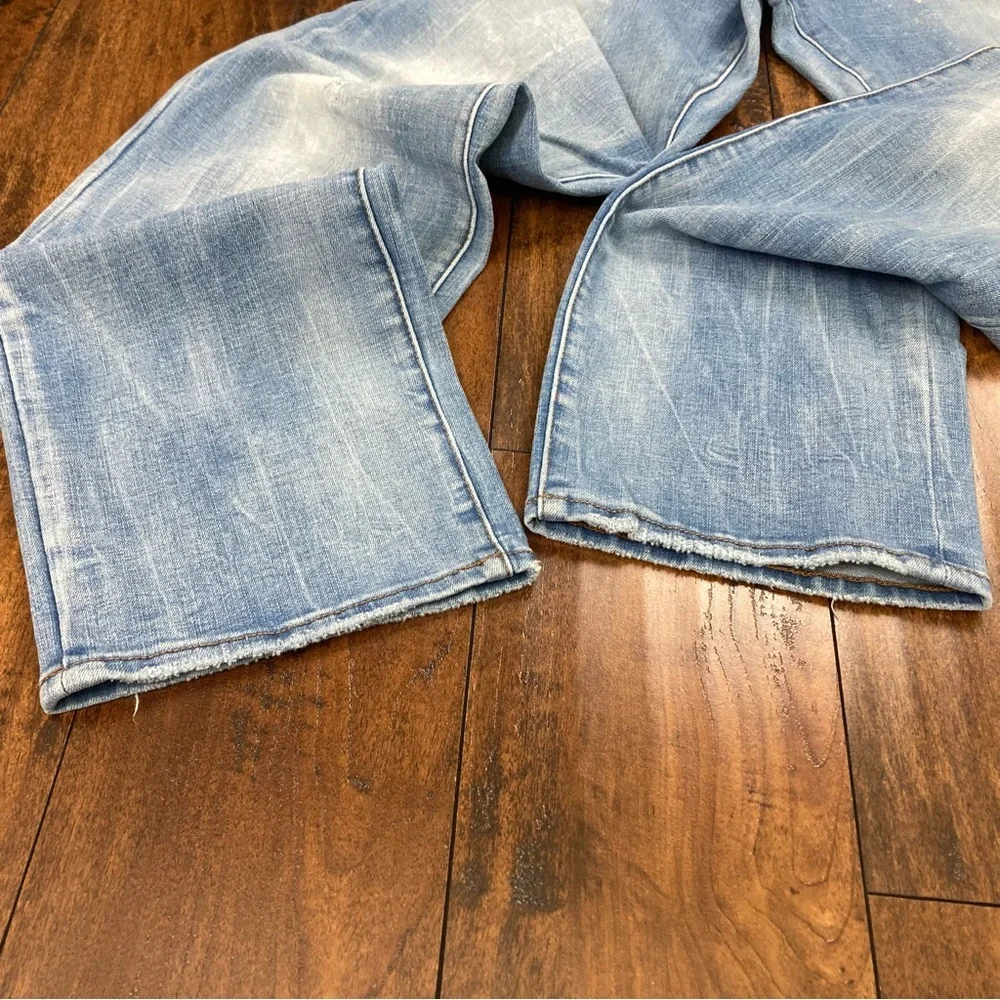 American Eagle 360 Extreme Flex Original Straight Jeans Men’s 32x34 Distressed.